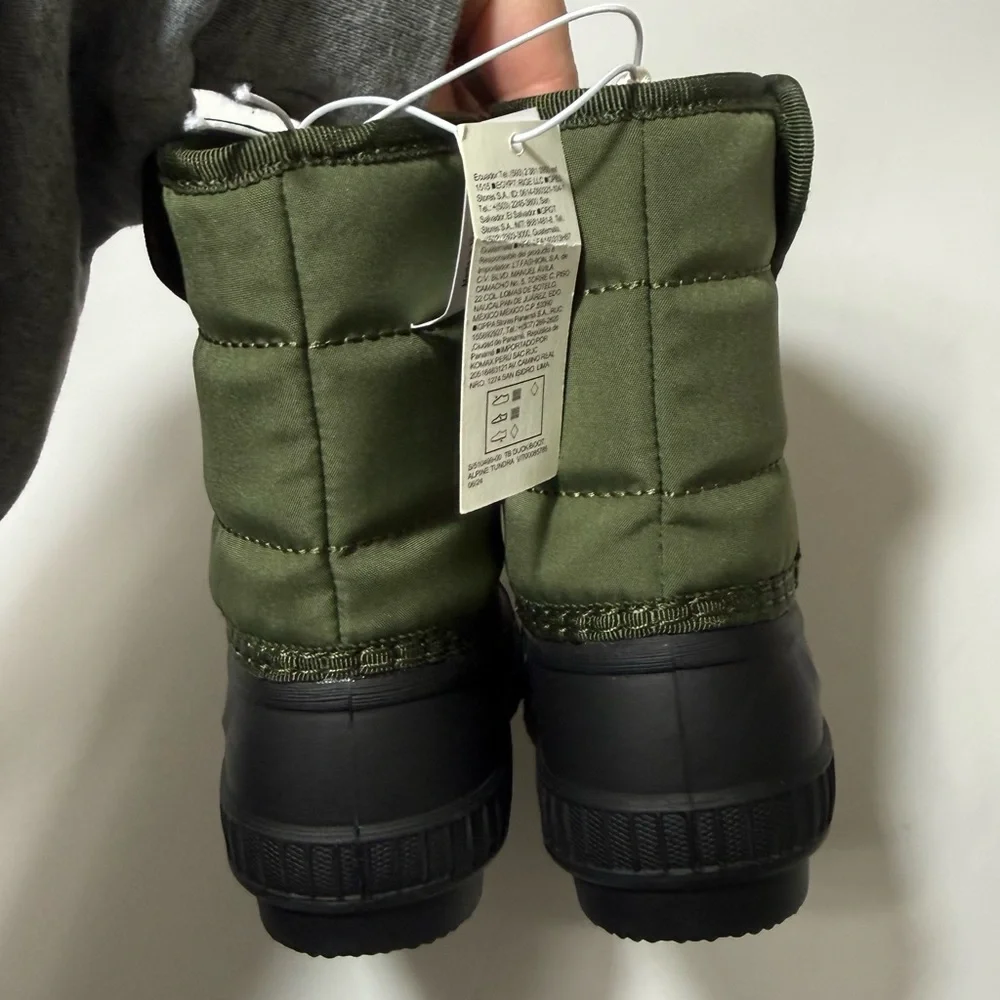 Old Navy Kids Winter Boots Sherpa Lined in Olive Green - Size 7 *NWT*